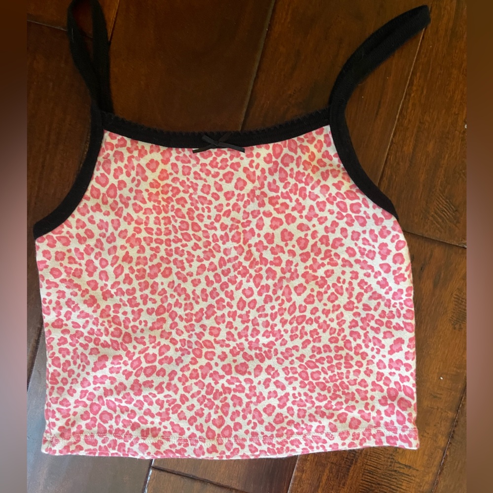 Brandy Melville tank! Worn a few times but in good condition!